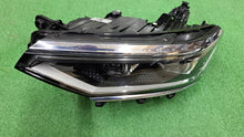 Laden Sie das Bild in den Galerie-Viewer, Frontscheinwerfer VW Passat B8 3G1941081P FULL LED Links Scheinwerfer Headlight