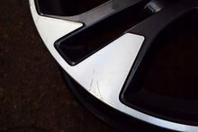 Laden Sie das Bild in den Galerie-Viewer, 1x Alufelge 17 Zoll 7.0&quot; 5x108 46ET Glanz Graphit 9833355980 Mg Grandland X