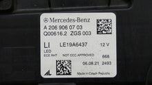 Load image into Gallery viewer, Frontscheinwerfer Mercedes-Benz A206906070389 LED Links Scheinwerfer Headlight SCH1150311170si