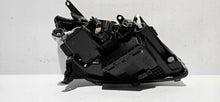 Load image into Gallery viewer, Frontscheinwerfer Toyota Avensis Xenon Links Scheinwerfer Headlight SCH6890052725pp
