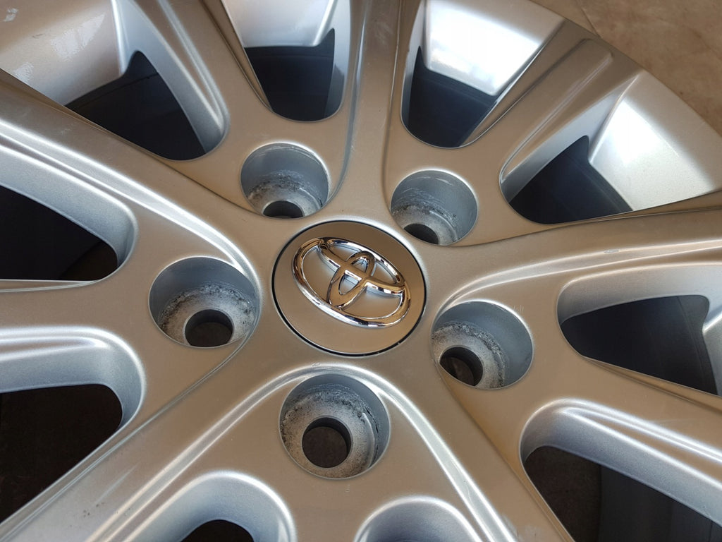 1x Alufelge 16 Zoll 6.5" 5x114.3 45ET Glanz Silber 42611-YY310 Toyota Auris FEL9399443642mf