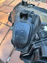 Load image into Gallery viewer, Frontscheinwerfer BMW X5 E53 895632626 Xenon Rechts Scheinwerfer Headlight SCH7911314489es