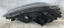 Laden Sie das Bild in den Galerie-Viewer, Frontscheinwerfer VW Polo 2G1941035B LED Links Scheinwerfer Headlight