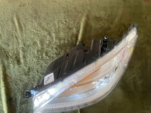 Laden Sie das Bild in den Galerie-Viewer, Frontscheinwerfer Mercedes-Benz W221 A2218204939 Links Scheinwerfer Headlight SCH7791158789fz