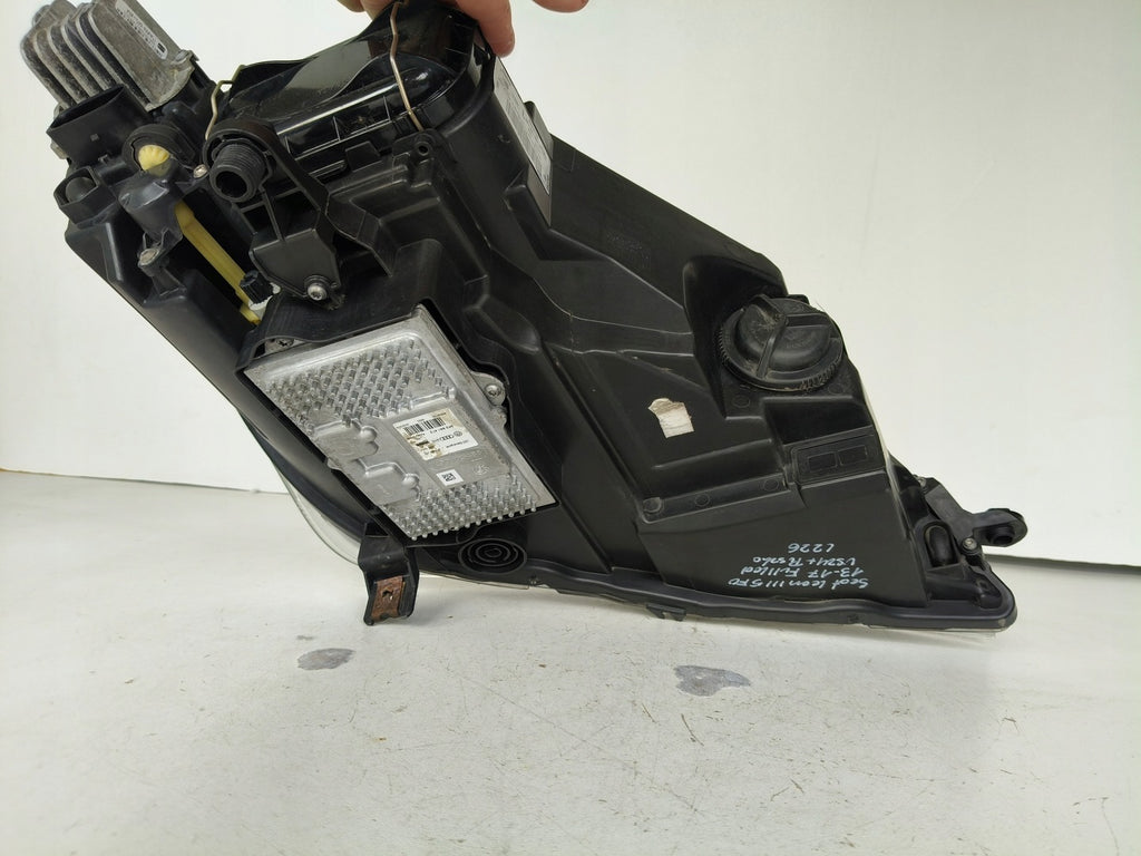 Frontscheinwerfer Seat Leon 5F1941007D Full LED Ein Stück (Rechts oder Links)