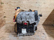 Laden Sie das Bild in den Galerie-Viewer, Motor Seat VW Jetta CBP 2.0 FSI 115PS 85kW 72TKm 2012 Benzin Engine Unkomplett