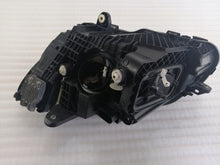 Laden Sie das Bild in den Galerie-Viewer, Frontscheinwerfer Mercedes-Benz W205 2059062206 LED Rechts Headlight SCH8397303325xf