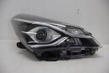 Laden Sie das Bild in den Galerie-Viewer, Frontscheinwerfer Toyota Yaris 811300DJ90 Rechts Scheinwerfer Headlight SCH4291947337py