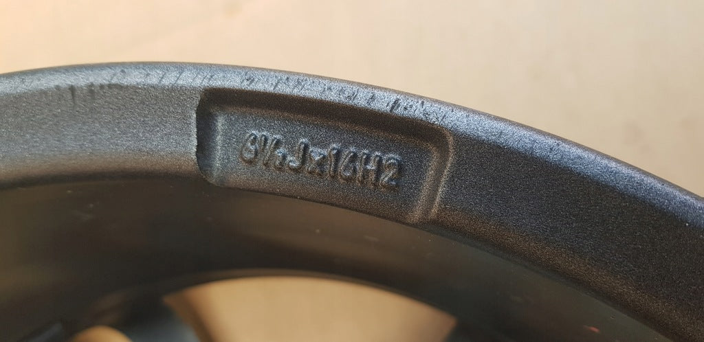 1x Alufelge 16 Zoll 6.0" 5x112 46ET KBA51750 VW Rim Wheel FEL9805686518qz