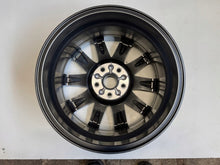 Laden Sie das Bild in den Galerie-Viewer, 1x Alufelge 17 Zoll 7.0" 5x114.3 45ET KB8M-V3810 Mazda Rim Wheel FEL4412071076vt