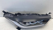 Laden Sie das Bild in den Galerie-Viewer, Frontscheinwerfer Toyota 4 Yaris Links Scheinwerfer Headlight SCH6113968767sj