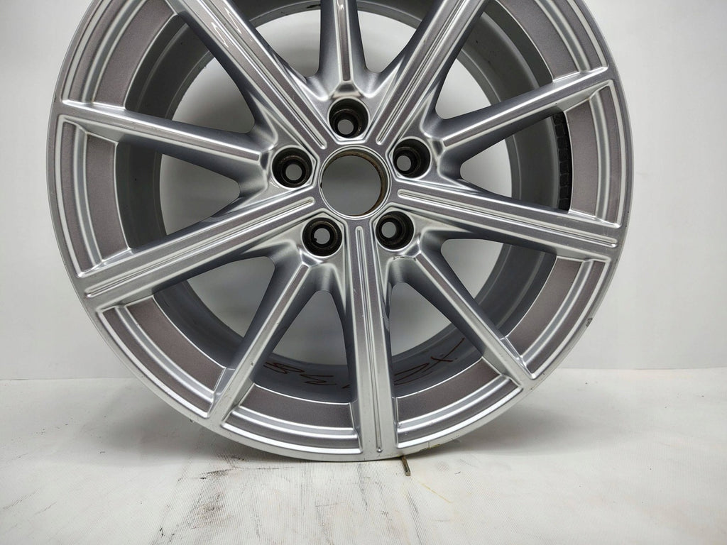 1x Alufelge 18 Zoll 8.0" 5x112 46ET Glanz Silber 8Y0601025M Audi A3 Rim Wheel FEL7780631585al