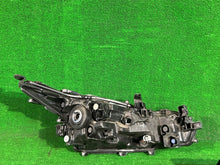 Laden Sie das Bild in den Galerie-Viewer, Frontscheinwerfer Toyota Corolla 81150-0T31-00 Links Scheinwerfer Headlight SCH4749622763az