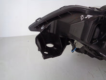 Laden Sie das Bild in den Galerie-Viewer, Frontscheinwerfer Mitsubishi Outlander III 8301C854 LED Rechts Headlight