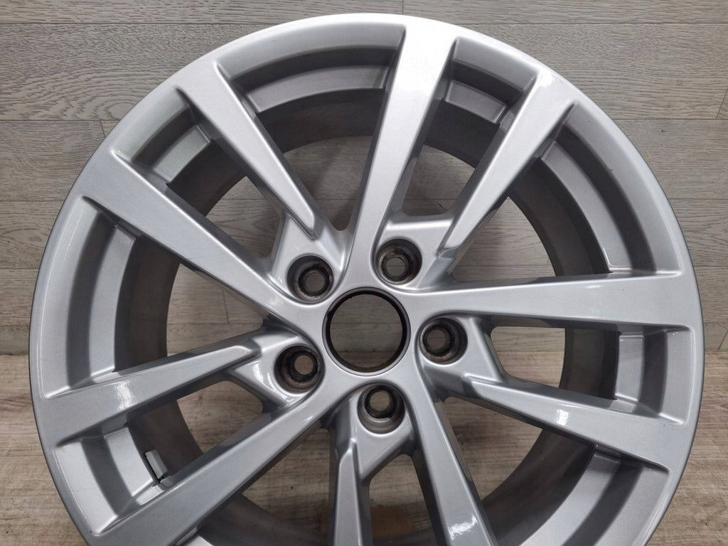 1x Alufelge 17 Zoll 8V0601025CS Audi A3 Rim Wheel FEL7510611354wh