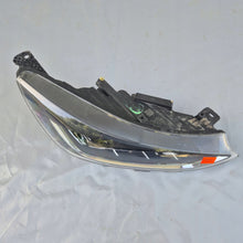 Laden Sie das Bild in den Galerie-Viewer, Frontscheinwerfer Ford Focus NX7B-13E014-CF 13E014 NX7B13E014CF Full LED Rechts SCH9897390690aj
