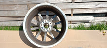 Load image into Gallery viewer, 1x Alufelge 17 Zoll 7.5&quot; 5x112 36ET 4K0601025 Audi A6 Rim Wheel