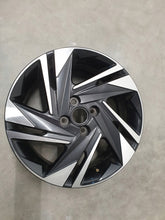 Laden Sie das Bild in den Galerie-Viewer, 1x Alufelge 16 Zoll 6.0&quot; 4x100 50ET Glanz Schwarz 52910-Q0200 Hyundai I20 III Mg