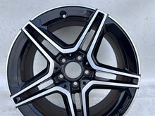 Laden Sie das Bild in den Galerie-Viewer, 1x Alufelge 18 Zoll 7.5&quot; 5x112 49ET Glanz Schwarz A1774011500 Mercedes-Benz W177