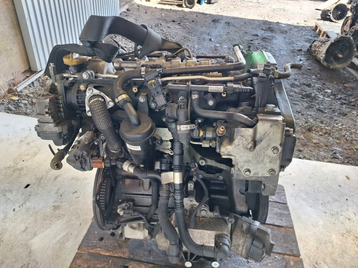 Motor Alfa Romeo Vivaro 940A4000 2.0 JTDM. DCI 170PS 125kW 166TKm Komplett MOT2985717434ce