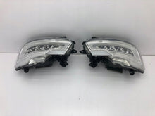 Laden Sie das Bild in den Galerie-Viewer, Frontscheinwerfer Daf 2188985W 2188984Q Ein Satz Scheinwerfer Headlight SCH9527589652wr