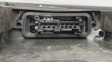 Laden Sie das Bild in den Galerie-Viewer, Frontscheinwerfer Renault Espace IV 82003-94706 Xenon Links Headlight