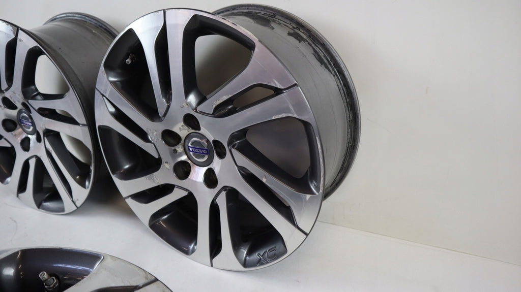 4x Alufelge 17 Zoll 7.5" 5x108 55ET Glanz Grau 31302112 Mg Xc60 I Rim Wheel FEL1803359178wd