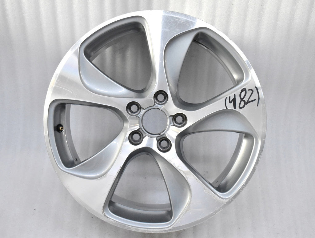 1x Alufelge 18 Zoll 7.5" 5x112 51ET Glanz Silber 8V0601025BQ Audi A3 Mg