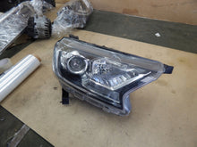Laden Sie das Bild in den Galerie-Viewer, Frontscheinwerfer Ford Ranger Rechts Scheinwerfer Headlight SCH5512134753ft