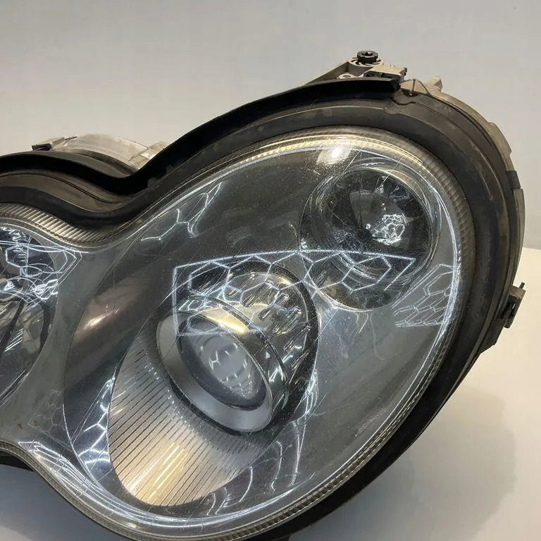 Frontscheinwerfer Mercedes-Benz A2038203761 0301166275 Xenon Links Headlight SCH5466099109yd