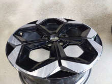 Laden Sie das Bild in den Galerie-Viewer, 1x Alufelge 18 Zoll 7.0" 5x108 47 5ET Glanz Schwarz R1TC-1007-E1A Ford Rim Wheel FEL8244066469vq