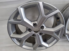 Load image into Gallery viewer, 1x Alufelge 17 Zoll 7.0" 5x114.3 40ET 403008932 Renault Talisman Clio III Captur FEL8381289627ns
