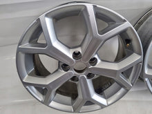 Laden Sie das Bild in den Galerie-Viewer, 1x Alufelge 17 Zoll 7.0" 5x114.3 40ET 403008932 Renault Talisman Clio III Captur FEL8381289627ns