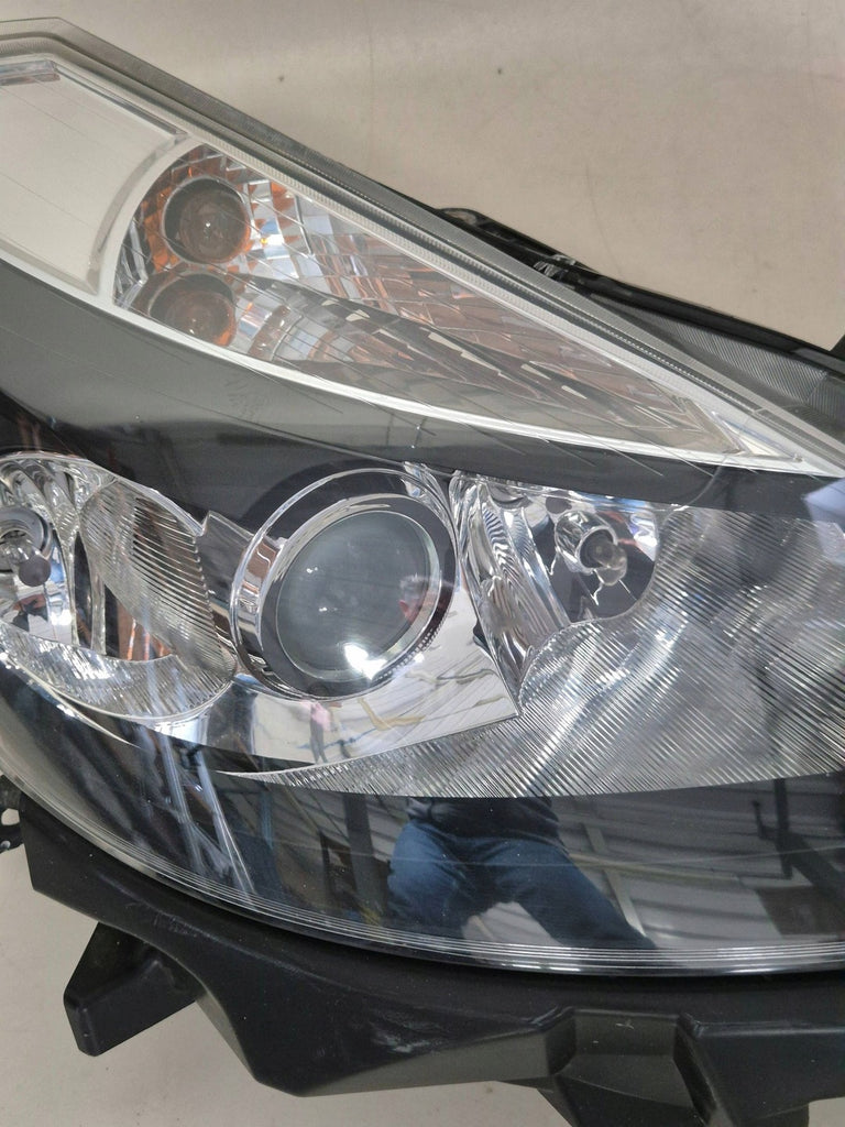 Frontscheinwerfer Renault Clio III CVT276 Rechts Scheinwerfer Headlight SCH8816062234lg