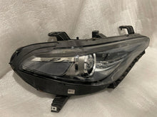 Laden Sie das Bild in den Galerie-Viewer, Frontscheinwerfer Alfa Romeo Giulia 50564095 Xenon Rechts Scheinwerfer Headlight SCH9091431112zd