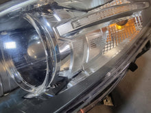 Load image into Gallery viewer, Frontscheinwerfer BMW 5 F10 7317131 Links Scheinwerfer Headlight SCH3044767038ri