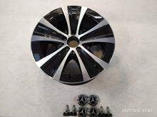 Load image into Gallery viewer, 1x Alufelge 18 Zoll 9.0&quot; 5x112 52,5ET A2134015300 Mercedes-Benz W213 Rim Wheel