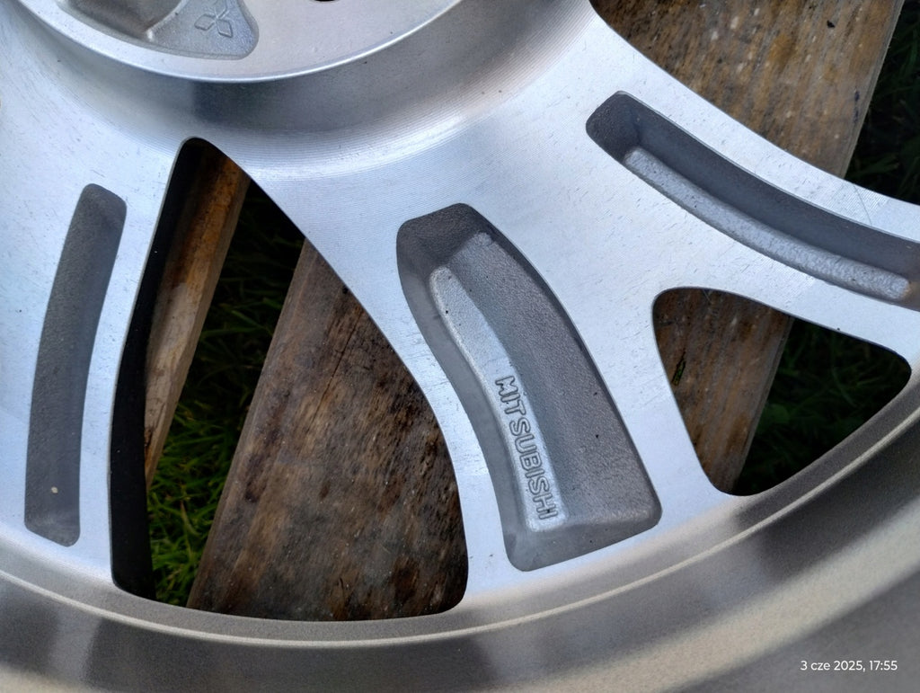 1x Alufelge 18 Zoll 7.0" 5x114.3 38ET Glanz Graphit Mg Eclipse Cross Rim Wheel FEL1025325919ur
