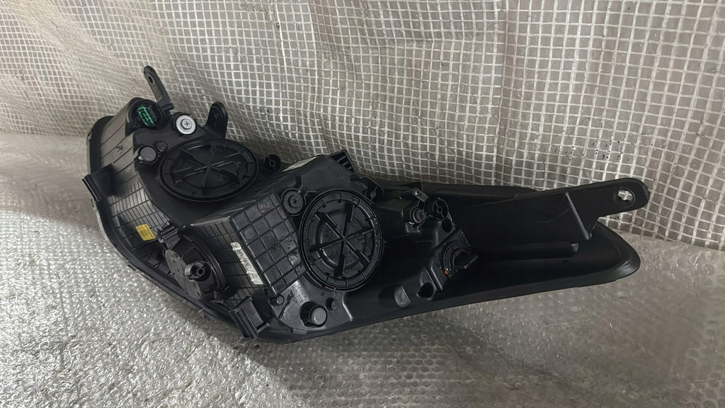 Frontscheinwerfer Hyundai I30 HYUI30LPZD12 Rechts Scheinwerfer Headlight SCH1080117554uc