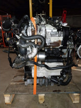 Laden Sie das Bild in den Galerie-Viewer, Motor Audi Seat Skoda VW CRLB CRLC 2.0 TDI 127TKm Diesel Engine Komplett