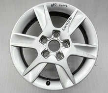 Laden Sie das Bild in den Galerie-Viewer, 1x Alufelge 16 Zoll 6.5&quot; 5x112 50ET Glanz Silber 8P0601025AN Audi A3 Rim Wheel