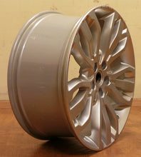 Load image into Gallery viewer, 1x Alufelge 21 Zoll 9.5" 5x120 49ET DK621007 Land Rover Range Sport Discovery FEL1724708612lu
