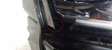 Laden Sie das Bild in den Galerie-Viewer, Frontscheinwerfer Skoda Karoq 57B941016D Rechts Scheinwerfer Headlight SCH2468107081qc
