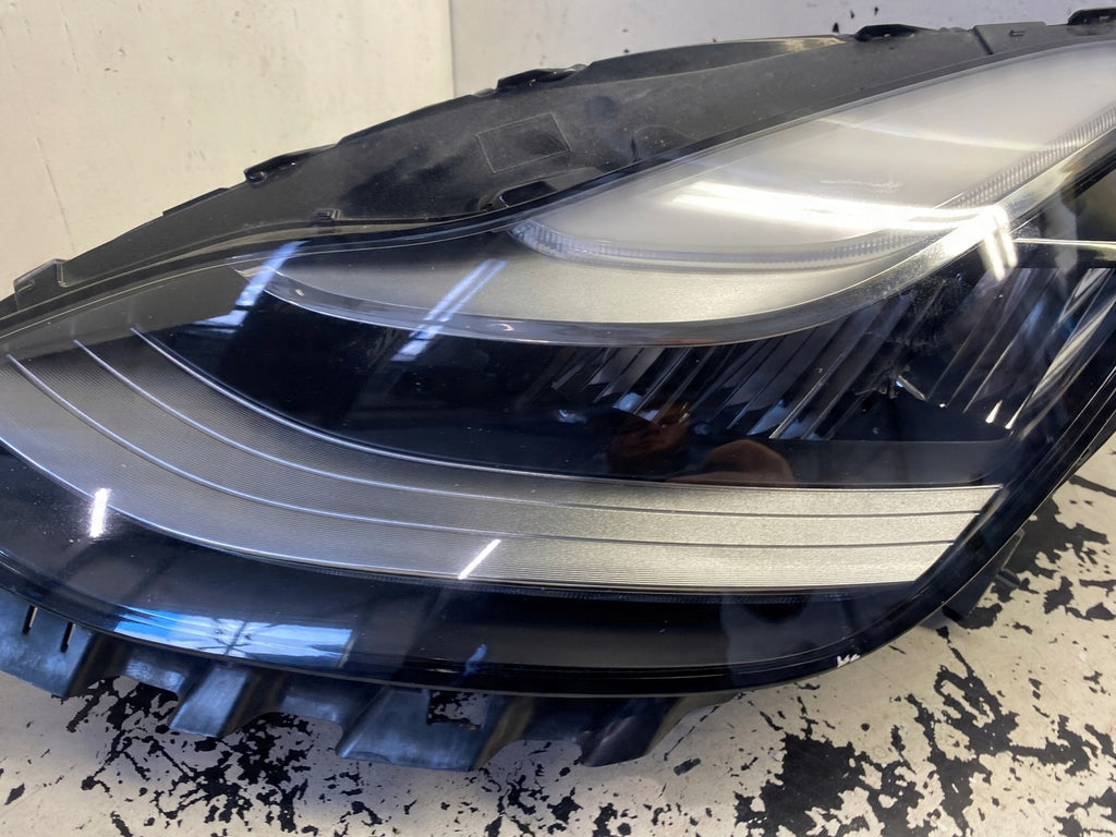 Frontscheinwerfer Tesla 3 1077375-40-B Links Scheinwerfer Headlight