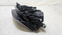 Laden Sie das Bild in den Galerie-Viewer, Frontscheinwerfer Audi Q5 80A941036E Rechts Scheinwerfer Headlight