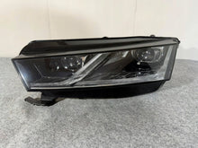 Laden Sie das Bild in den Galerie-Viewer, Frontscheinwerfer Skoda Octavia IV 5E4941015A Links Scheinwerfer Headlight SCH1604040437do