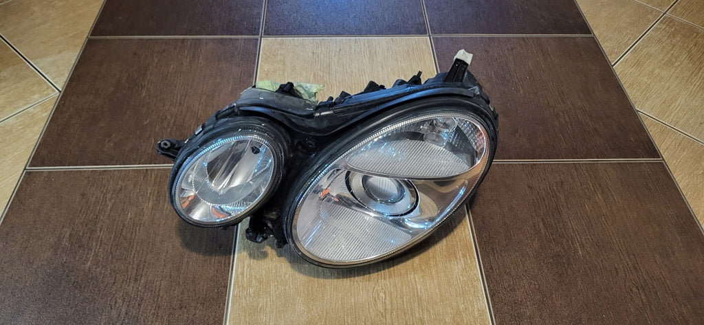 Frontscheinwerfer Mercedes-Benz W211 Xenon Links Scheinwerfer Headlight