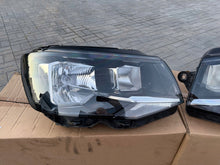 Laden Sie das Bild in den Galerie-Viewer, Frontscheinwerfer VW Transporter 7E1941015AB Ein Stück (Rechts oder Links) SCH4540040354nc