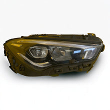 Laden Sie das Bild in den Galerie-Viewer, Frontscheinwerfer Mercedes-Benz Cla A1189062600 LED Rechts Headlight