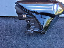 Load image into Gallery viewer, Frontscheinwerfer Mazda Cx30 Cx-30 Cx 30 DFR7-51030 LED Rechts Headlight SCH7021658636to